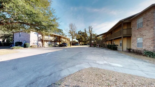 $1,400 | 895 Silverwood, Unit 6, Fort Walton Beach, FL 32547