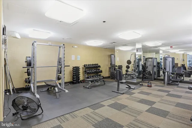 $259,000 | 10101 Grosvenor Place, Unit 1104, Rockville, MD 20852