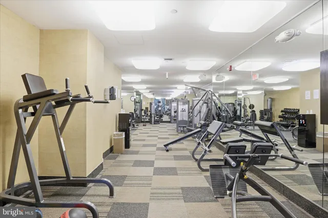 $259,000 | 10101 Grosvenor Place, Unit 1104, Rockville, MD 20852