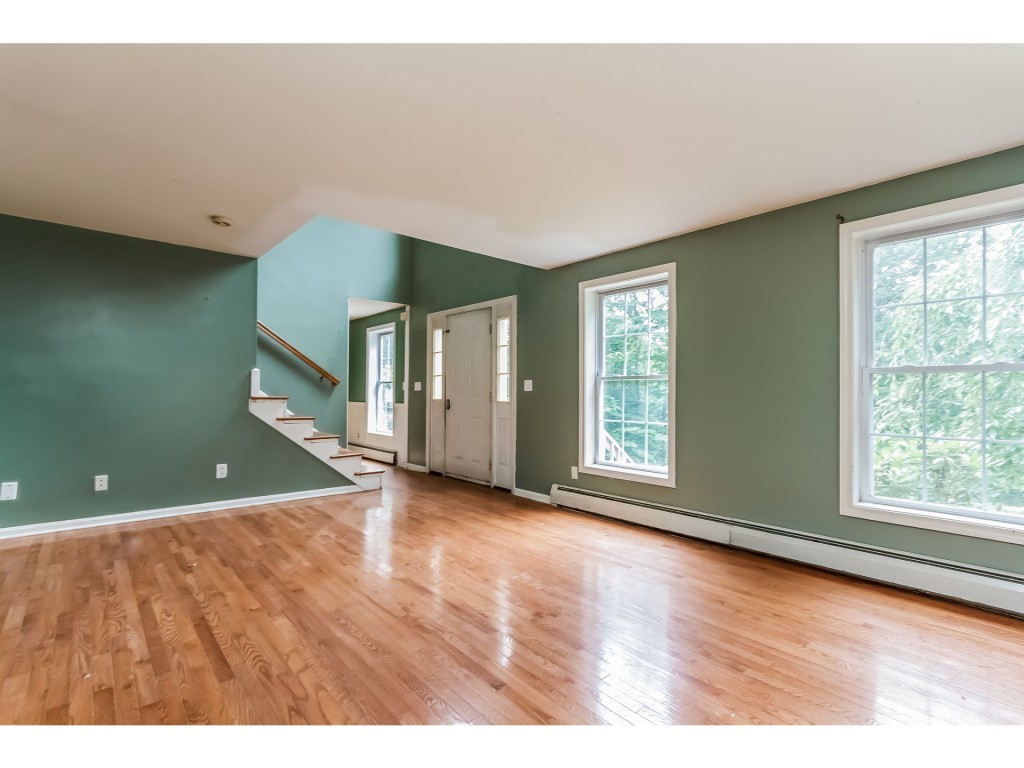 332 North Road Deerfield, NH 03037 - Photo 4 of 25