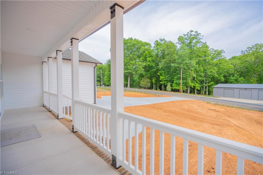 2827 Beckner Road Lexington, NC 27292 - Photo 2 of 23
