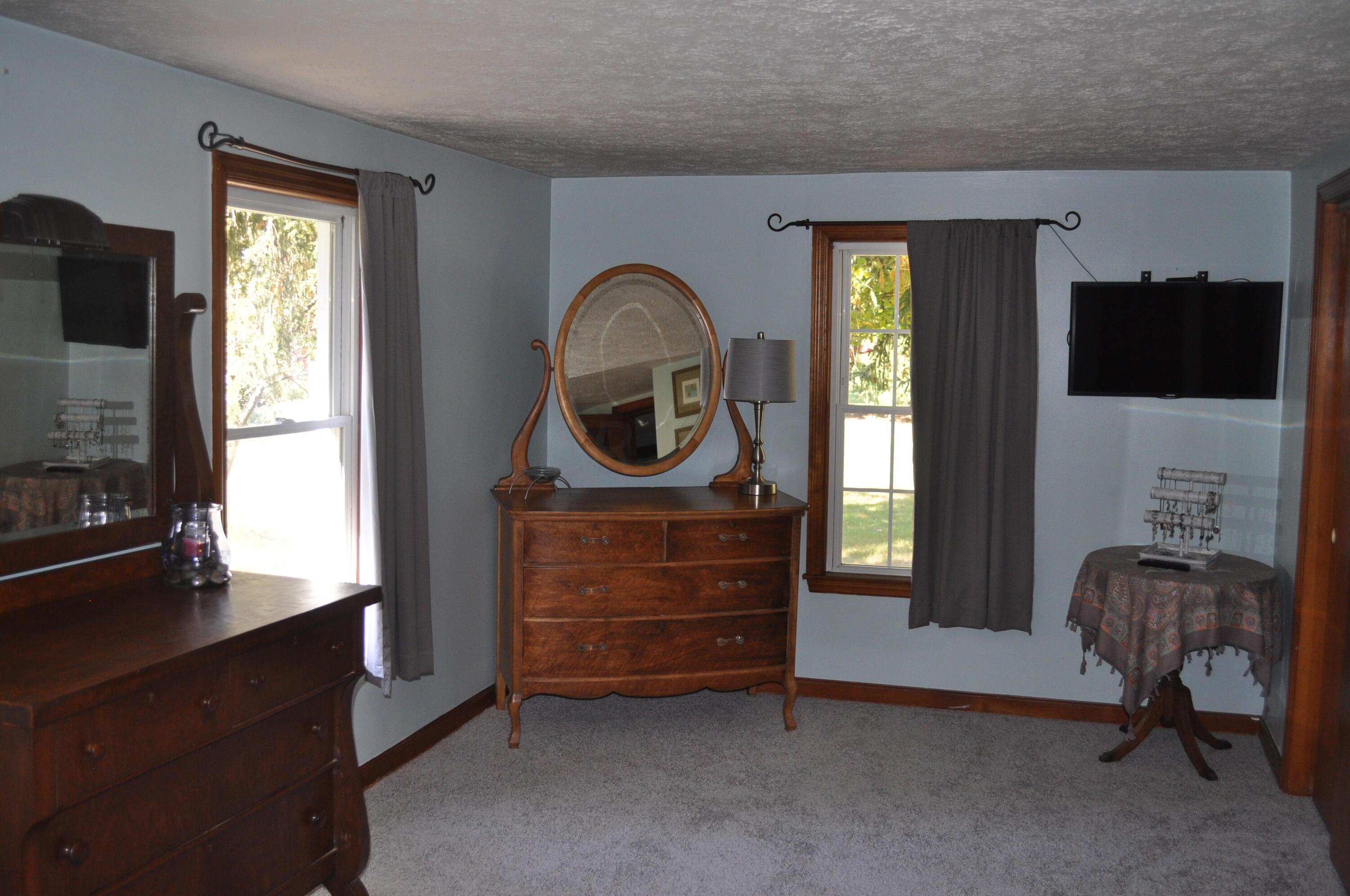 6829 Lambert Road Orient, OH 43146 - Photo 14 of 36 Master Bedroom