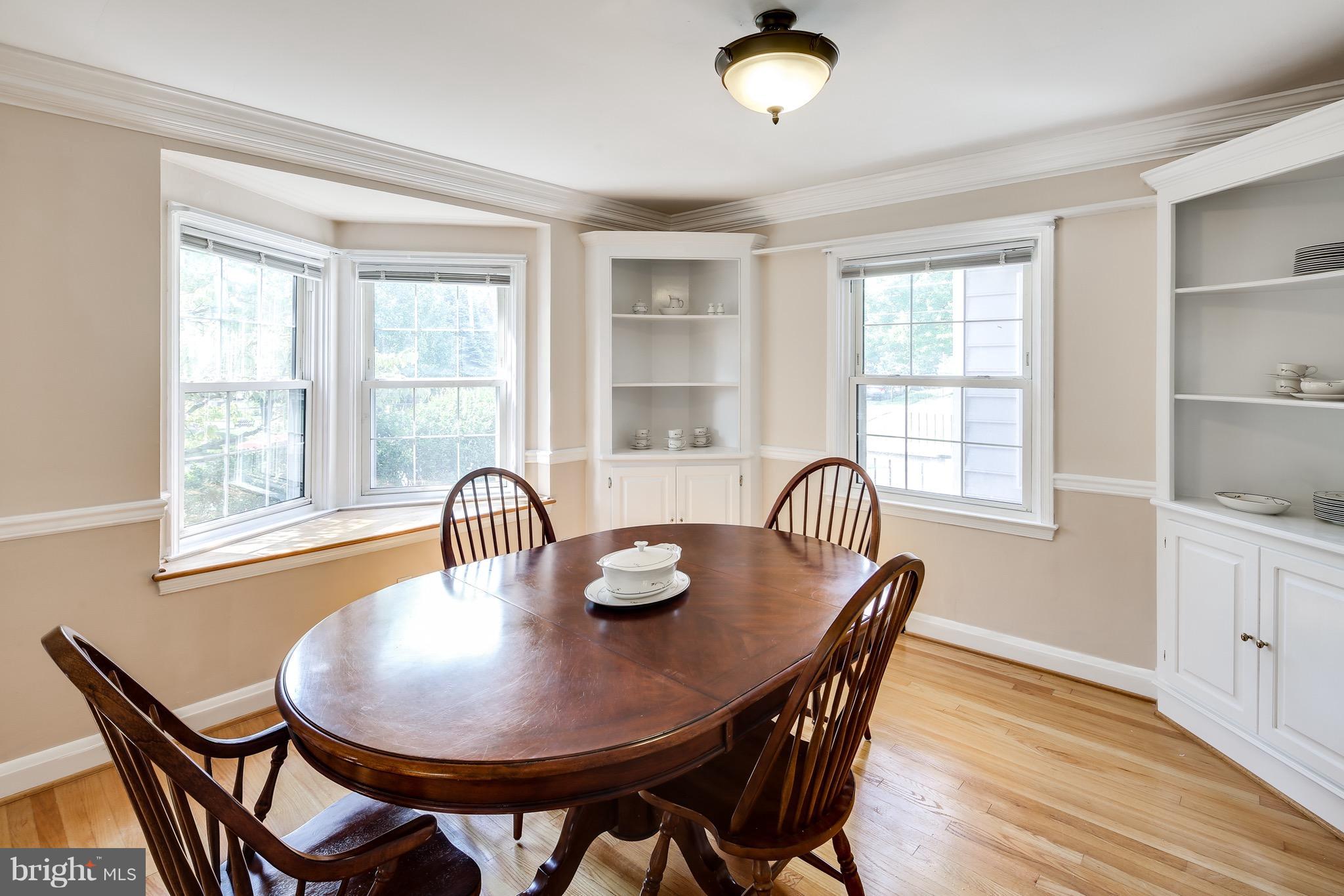 1611 Feldbrook Road Towson, MD 21286 - Photo 9 of 27 Dining Room w/ Lots of Light off Kitchen