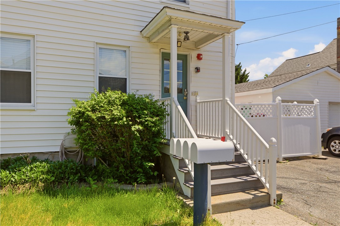 455 Child Street, Unit 3 Warren, RI 02885 - Photo 3 of 20