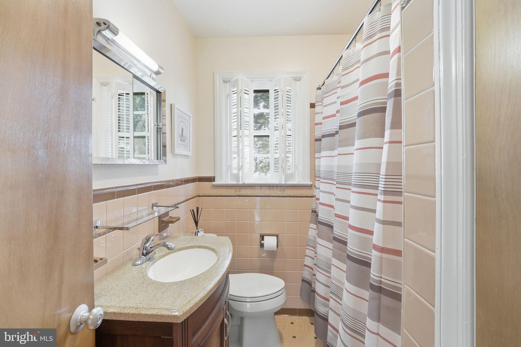 29313 Glencoe Road Kennedyville, MD 21645 - Photo 36 of 37 Upstairs bath