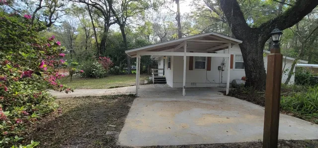 $1,325 | 1210 Carson Drive, Tallahassee, FL 32305