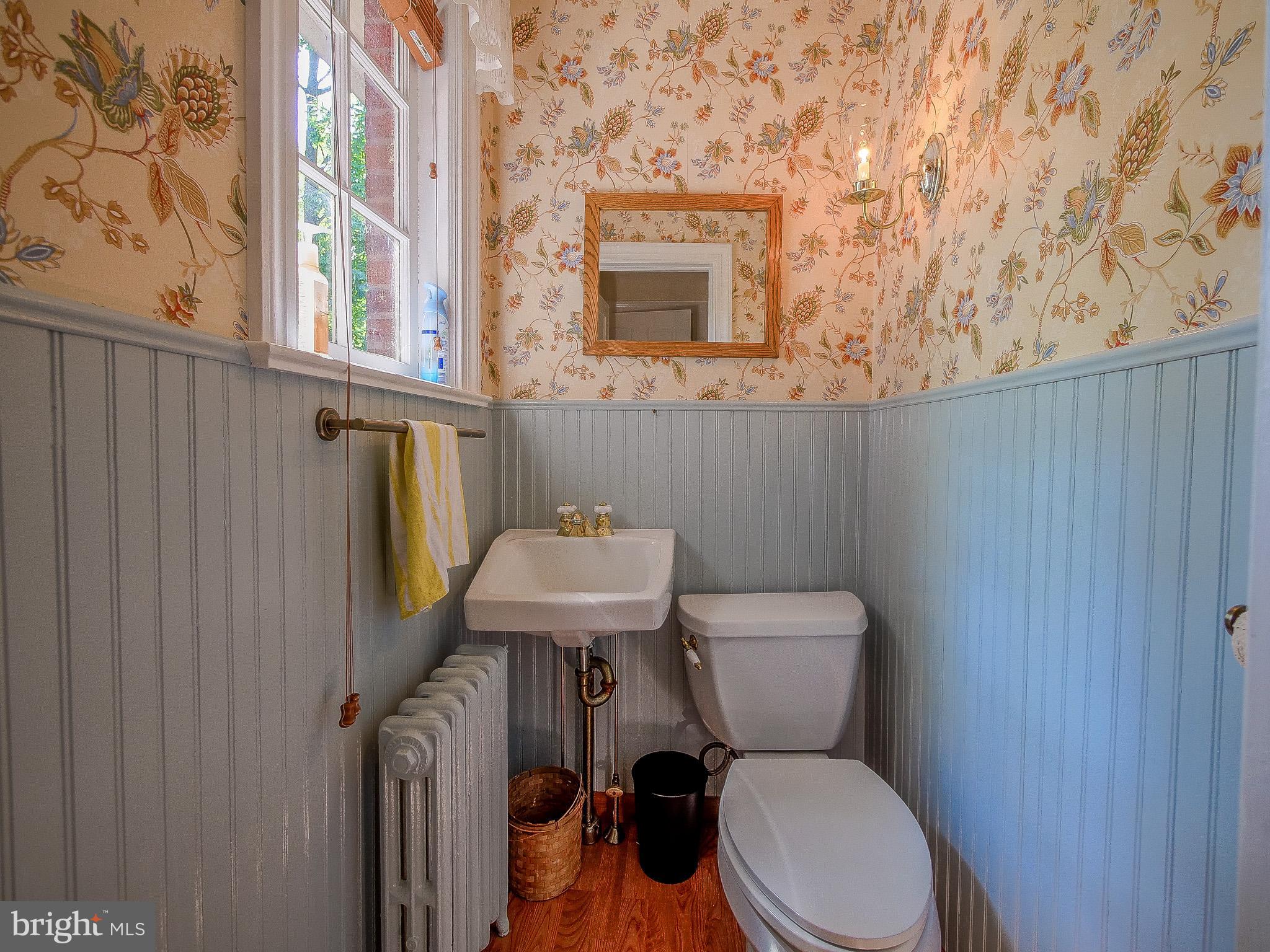300 Glenloch Road Ridley Park, PA 19078 - Photo 23 of 70 1st Flr Powder Room