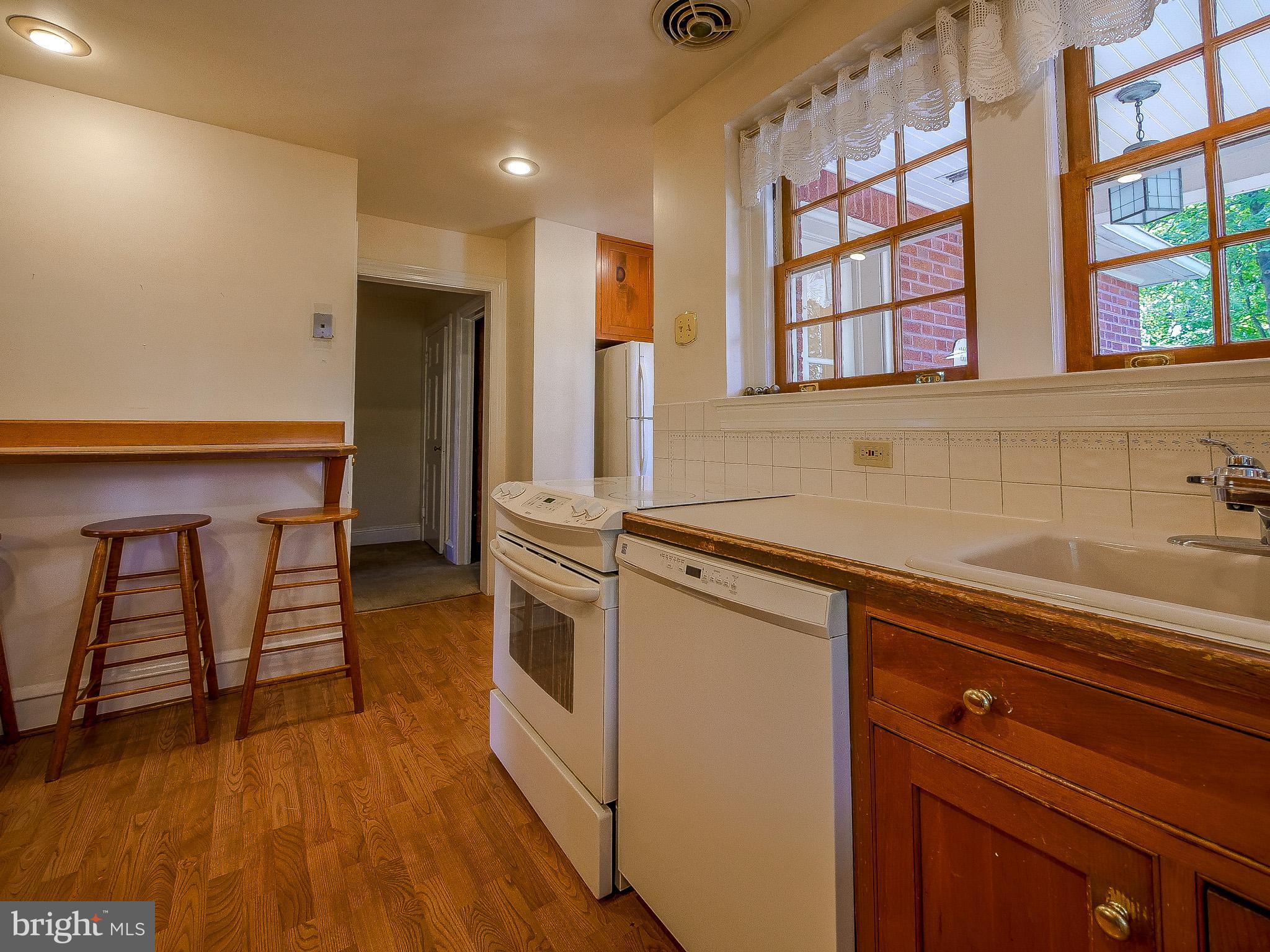 300 Glenloch Road Ridley Park, PA 19078 - Photo 32 of 70 Dishwasher