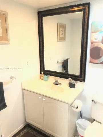 $2,750 | 3901 South Ocean Drive, Unit 15C, Hollywood, FL 33019