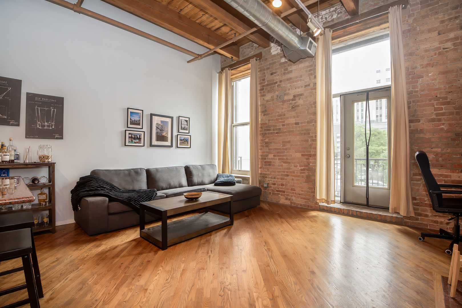 500 South Clinton Street, Unit 251 Chicago, IL 60607 - Photo 3 of 19