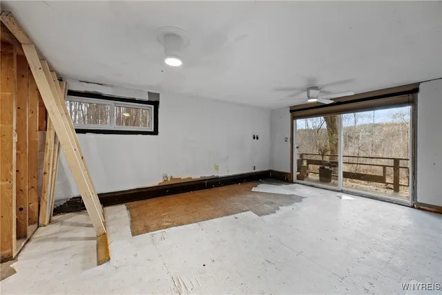 $165,000 | 6416 Hunters Creek Road, Wales, NY 14139