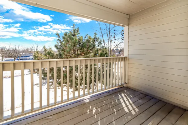 $349,900 | 4869 South Forest Ridge Drive, Unit 17, New Berlin, WI 53151
