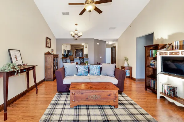 $349,900 | 4869 South Forest Ridge Drive, Unit 17, New Berlin, WI 53151