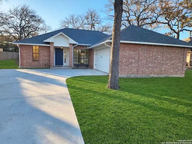 $354,900 | 1390 Misty Lane, Spring Branch, TX 78070