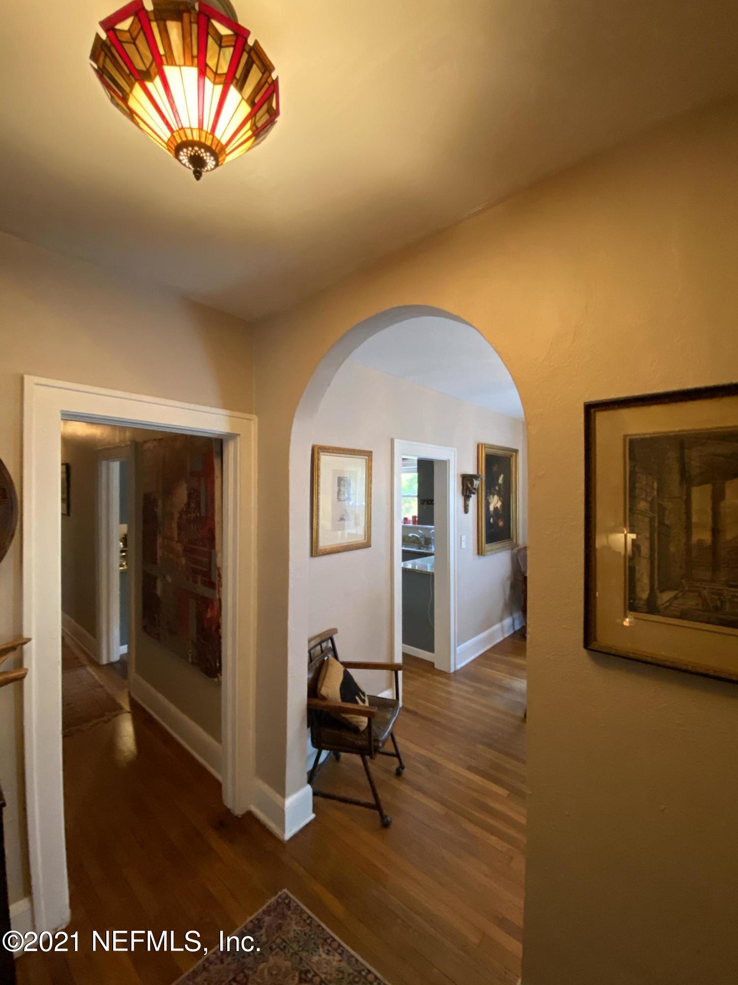 4745 Birkenhead Road Jacksonville, FL 32210 - Photo 20 of 77 Foyer to dining to kitchen