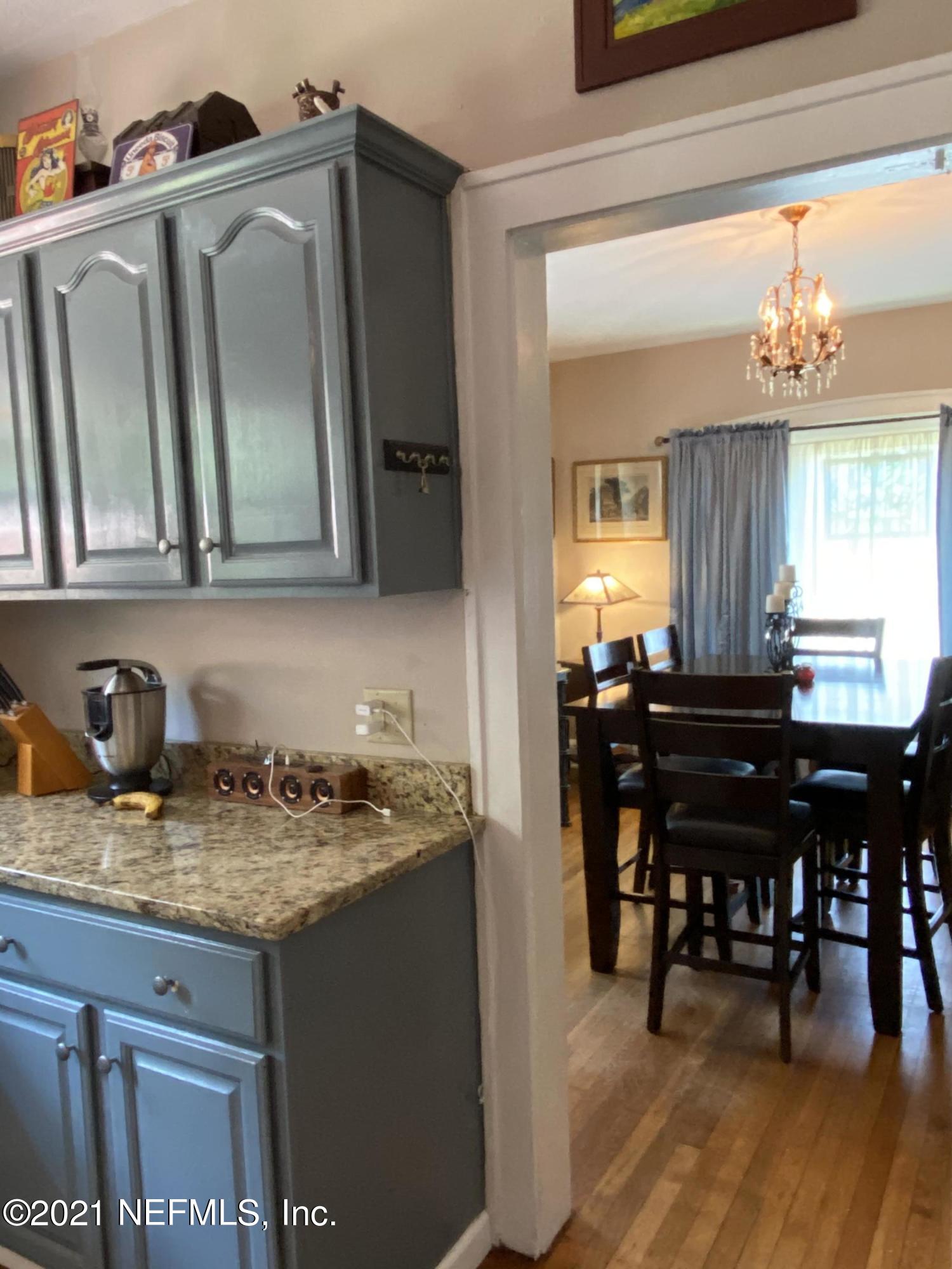 4745 Birkenhead Road Jacksonville, FL 32210 - Photo 33 of 77 Kitchen to dining