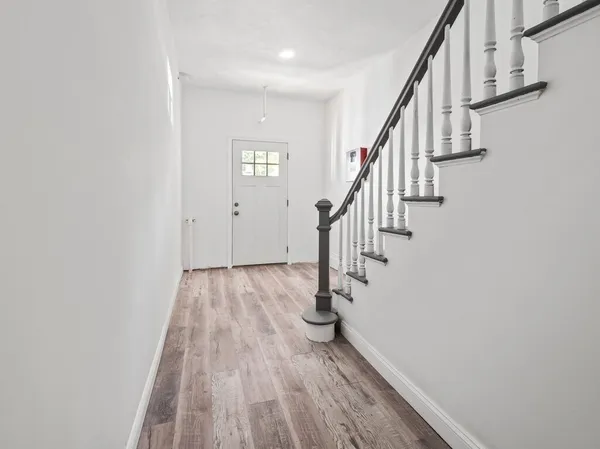 $2,400 | 42 William Street, Unit 3, Worcester, MA 01609