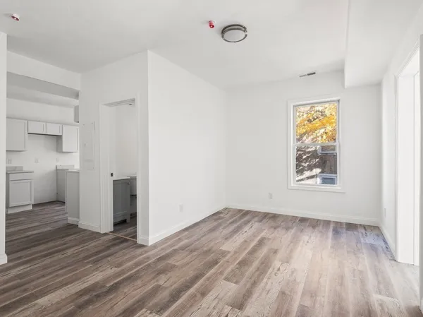 $2,400 | 42 William Street, Unit 3, Worcester, MA 01609