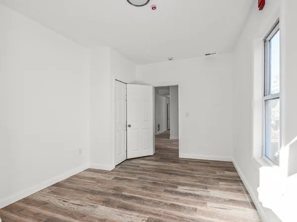 $2,400 | 42 William Street, Unit 3, Worcester, MA 01609
