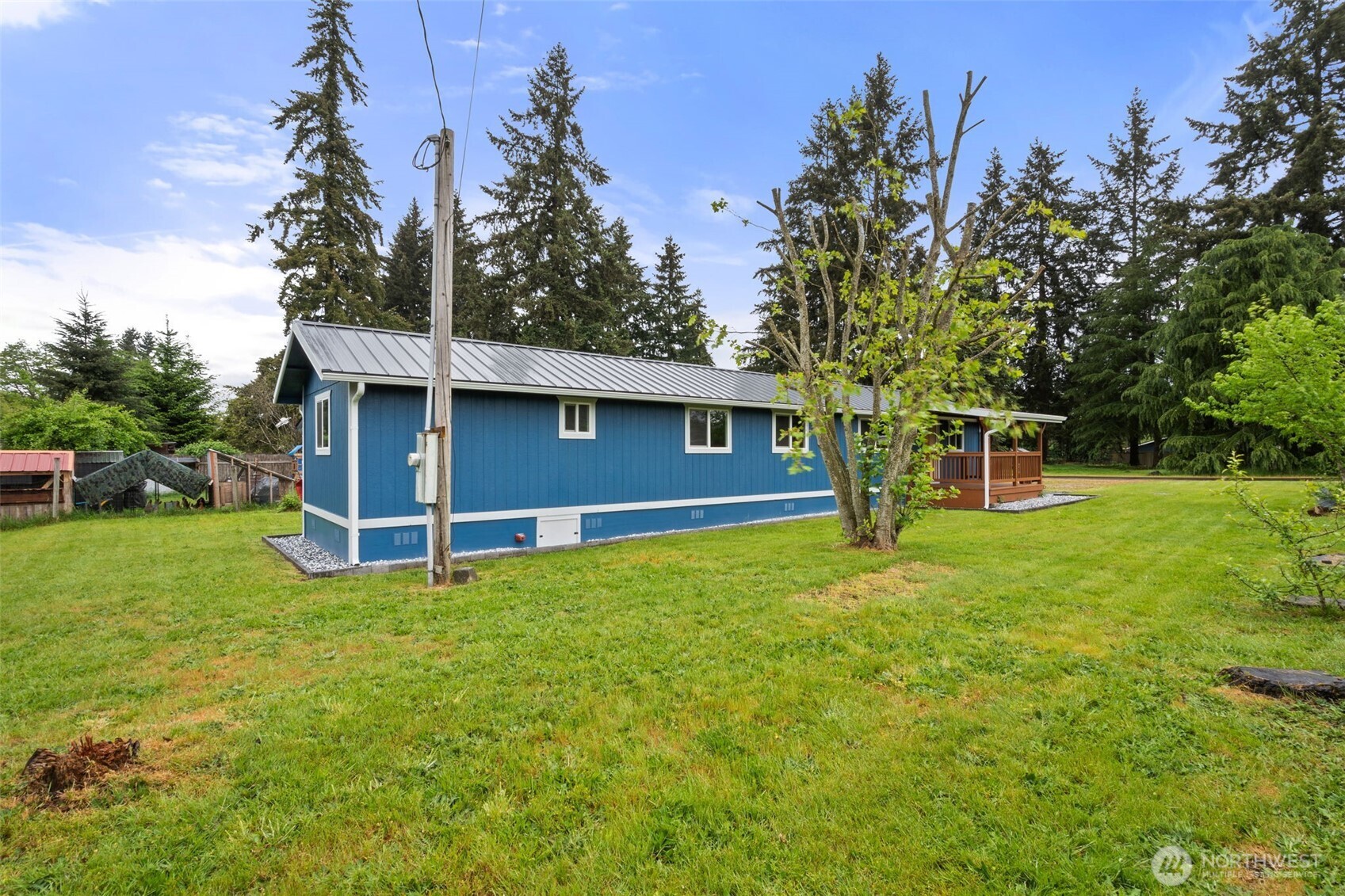 18011 Jordan Street Southwest Rochester, WA 98579 - Photo 8 of 29