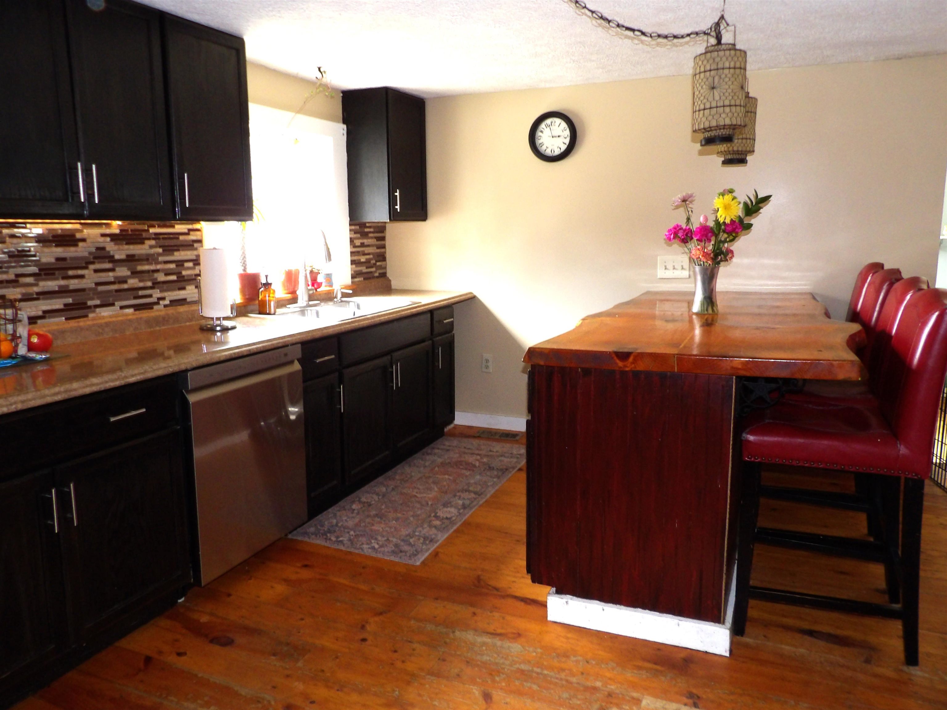 76 Meadowview Lane Mount Holly, VT 05758 - Photo 13 of 48