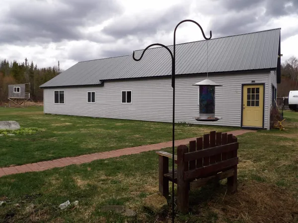 $525,000 | 76 Meadowview Lane, Mount Holly, VT 05758