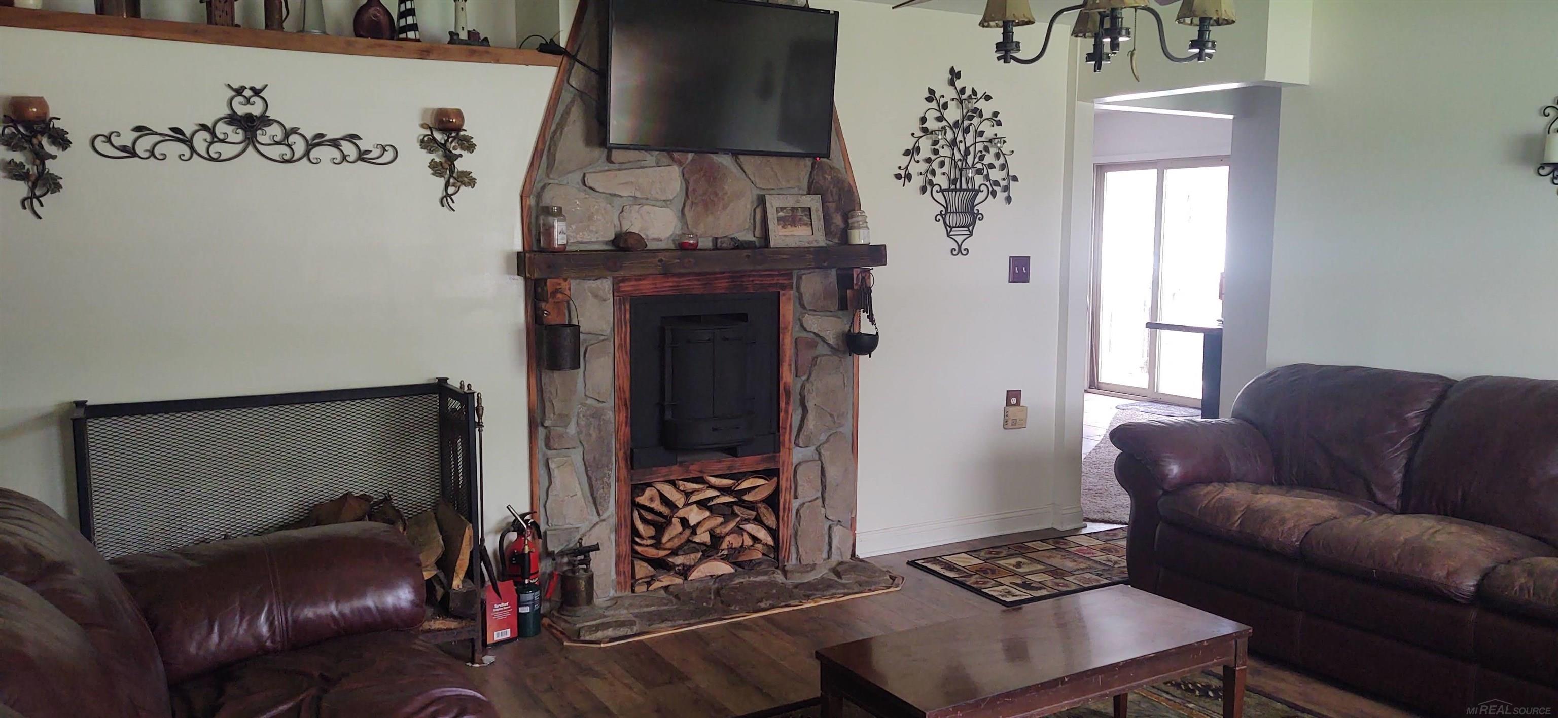 8371 Marquette Road Goodells, MI 48027 - Photo 12 of 29 50125435-73c67e10-00c2-4c54-8a27-36b5d71f605c.JPG