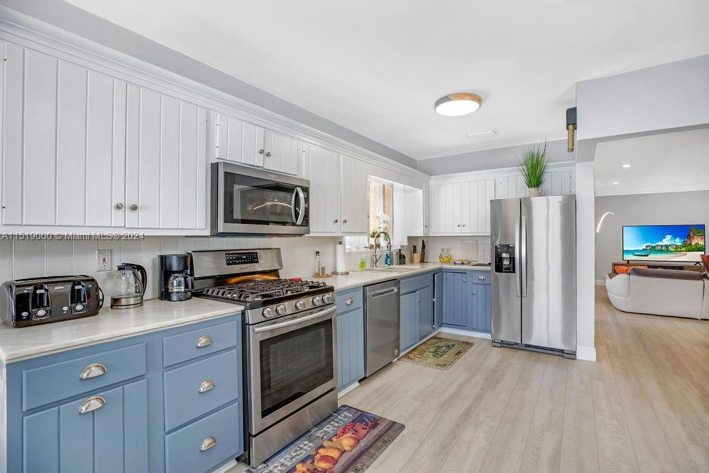 5320 Northeast 16th Terrace Fort Lauderdale, FL 33334 - Photo 11 of 41