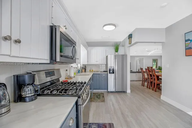 $10,000 | 5320 Northeast 16th Terrace, Fort Lauderdale, FL 33334