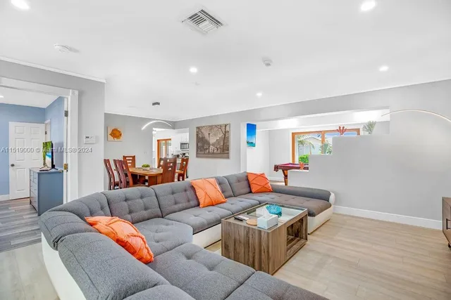 $10,000 | 5320 Northeast 16th Terrace, Fort Lauderdale, FL 33334