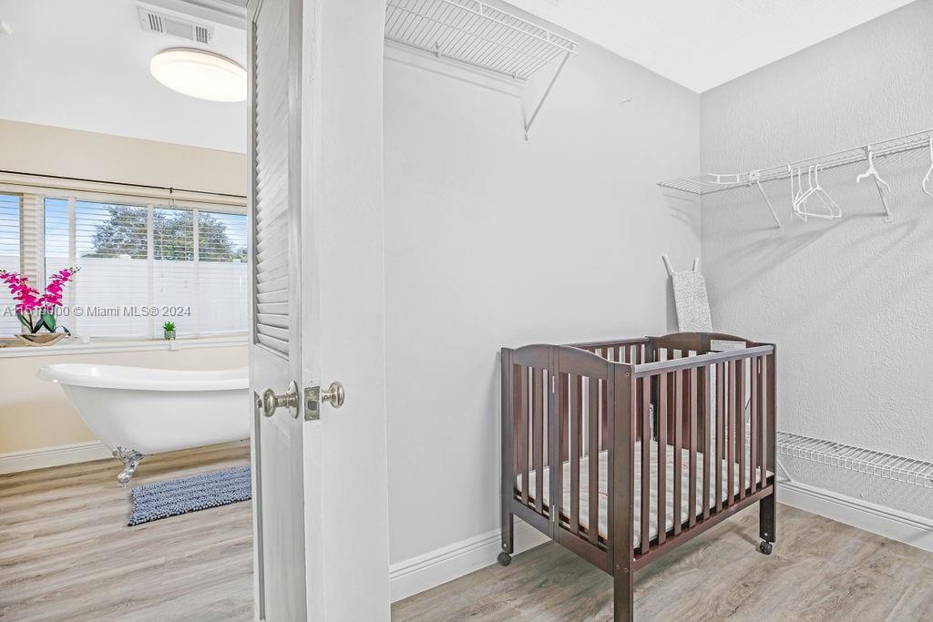 5320 Northeast 16th Terrace Fort Lauderdale, FL 33334 - Photo 23 of 41