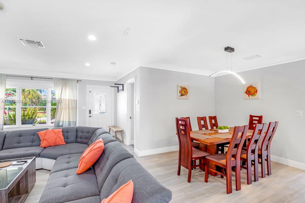 5320 Northeast 16th Terrace Fort Lauderdale, FL 33334 - Photo 6 of 41