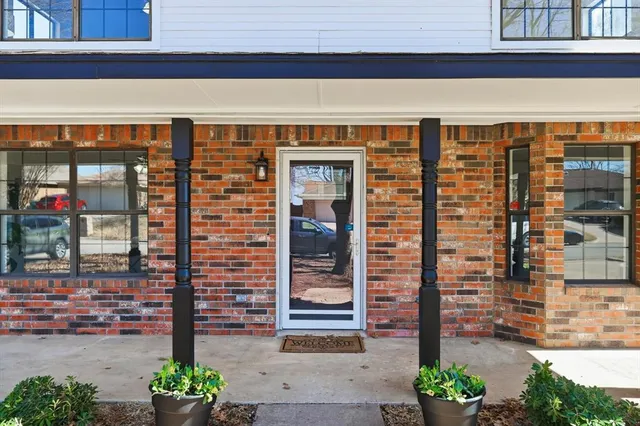 $364,500 | 2214 Parkside Drive, Denton, TX 76201