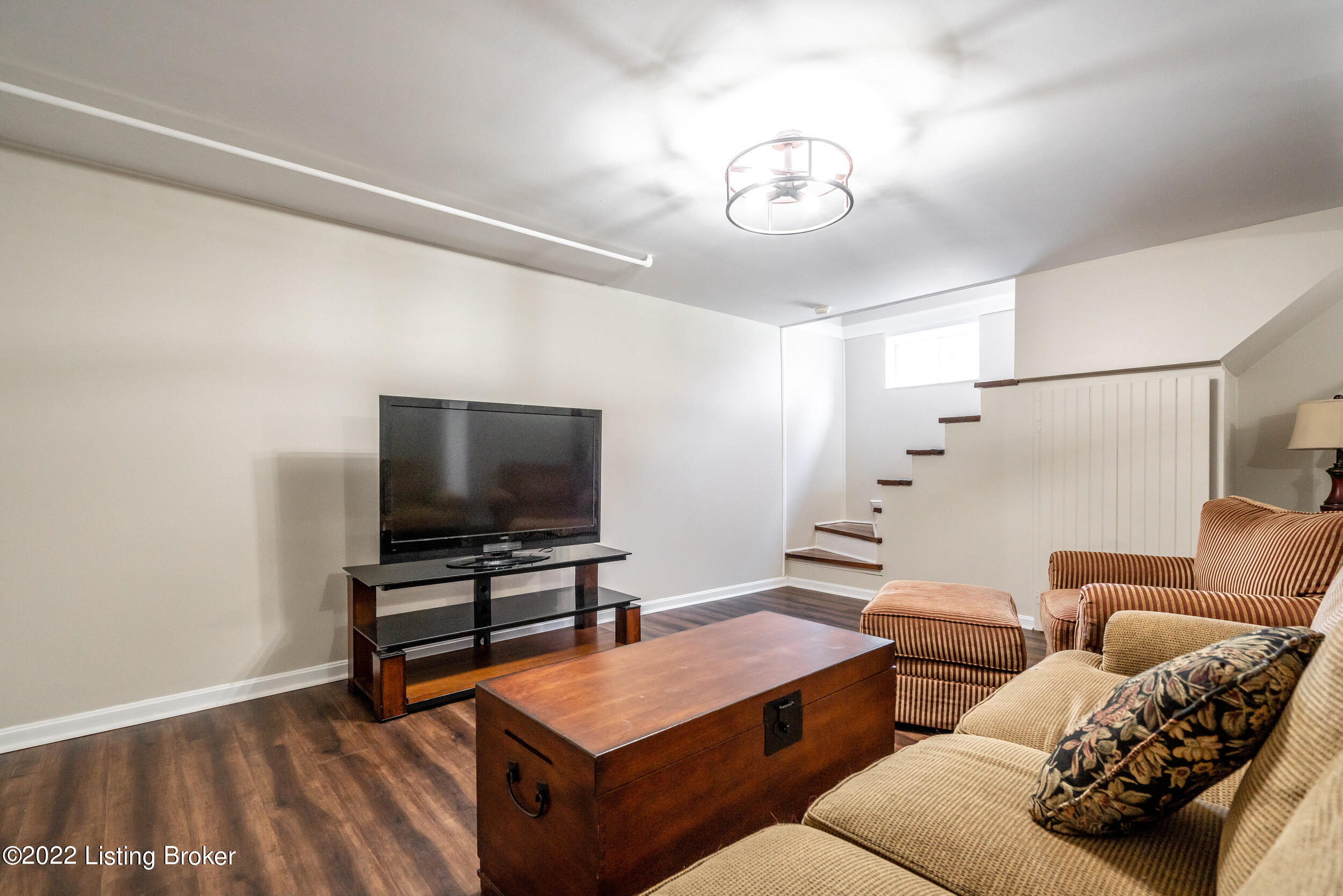 3908 Alton Road Louisville, KY 40207 - Photo 9 of 41 3908 Alton Rd-38