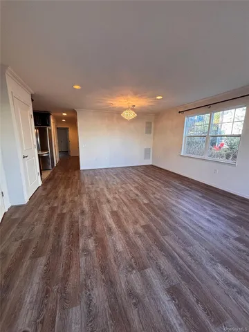 $3,600 | 127 Weatherby Lane, Central Islip, NY 11722