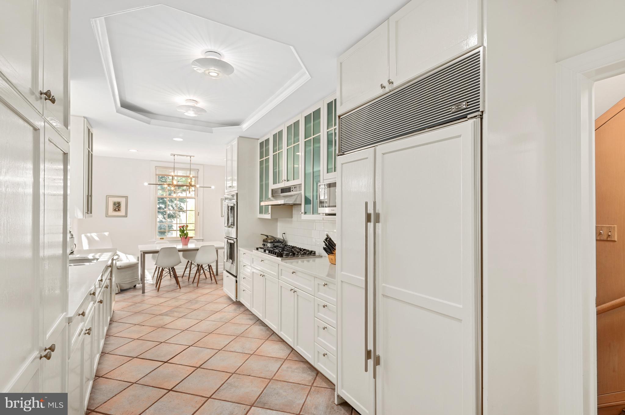 2468 Belmont Road Northwest Washington, DC 20008 - Photo 18 of 49 Kitchen