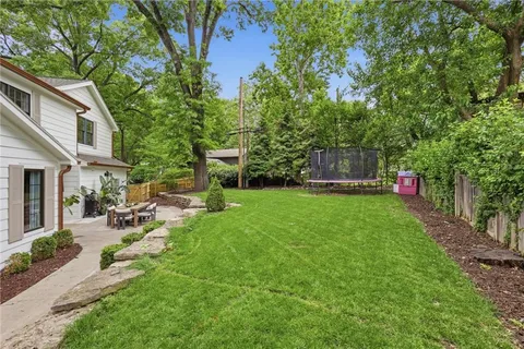 $2,345,000 | 2832 West 91st Street, Leawood, KS 66206