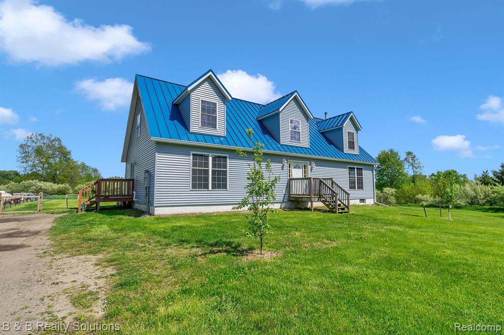 2864 North Blacks Corners Road Imlay City, MI 48444 - Photo 1 of 60 Gallery Image 1