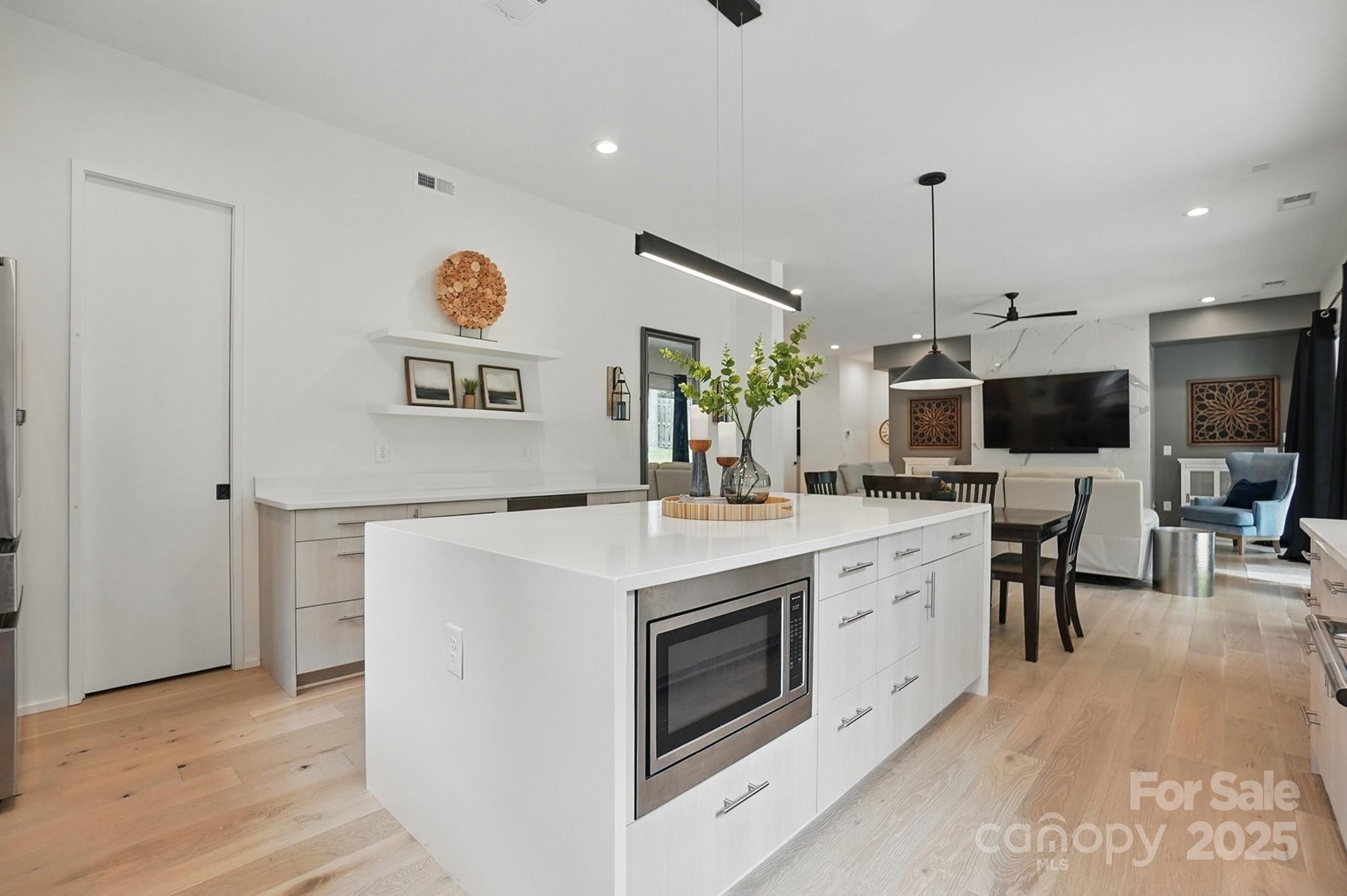 9305 Valley Road Charlotte, NC 28270 - Photo 15 of 47