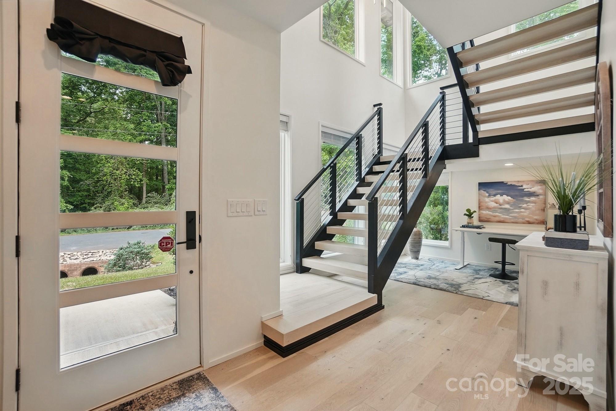 9305 Valley Road Charlotte, NC 28270 - Photo 4 of 47