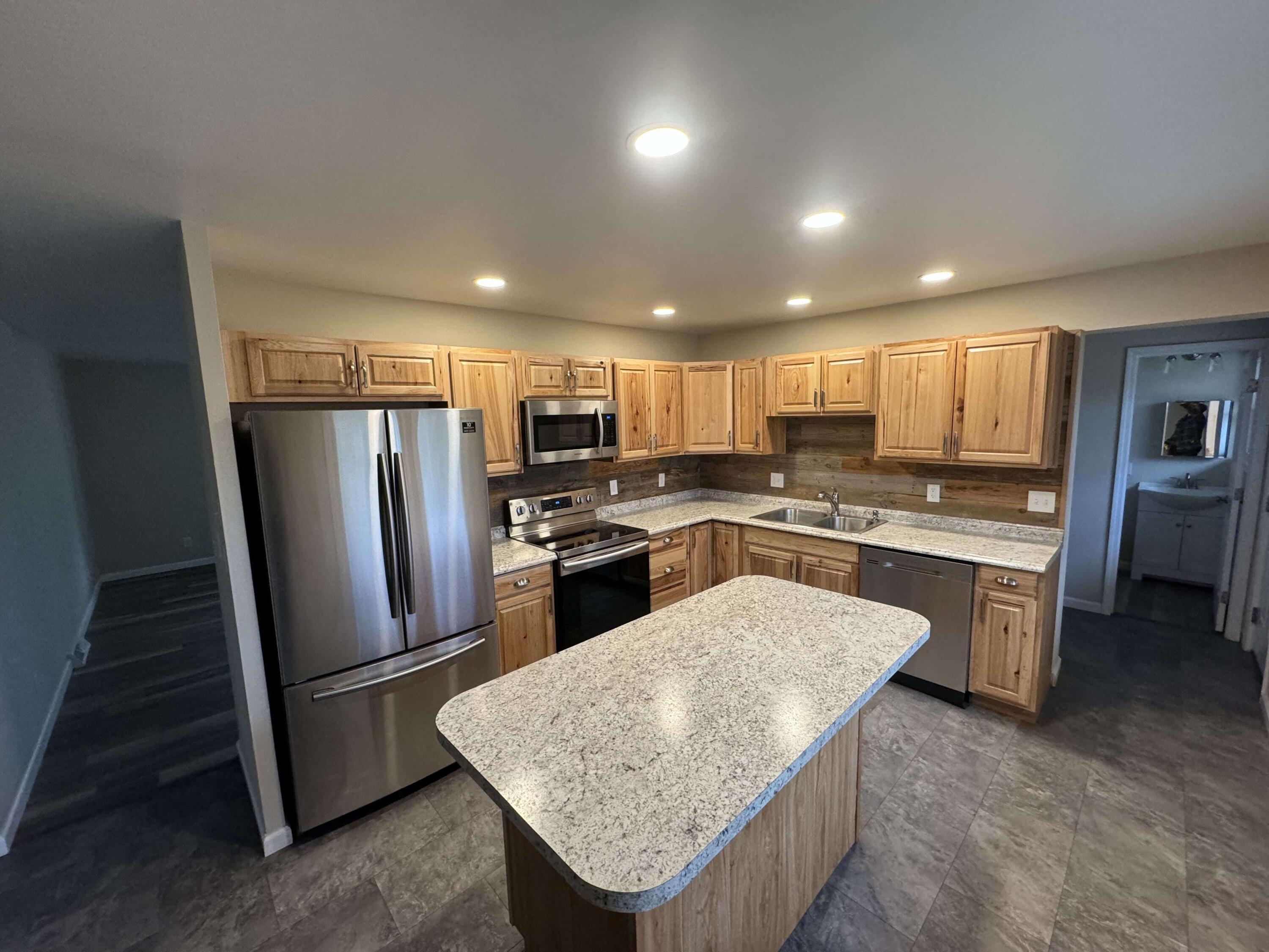 128 Putnam Road Heath, OH 43056 - Photo 3 of 15 2C3D5DFD-7562-4486-9C3D-58B0F6CD2E2D