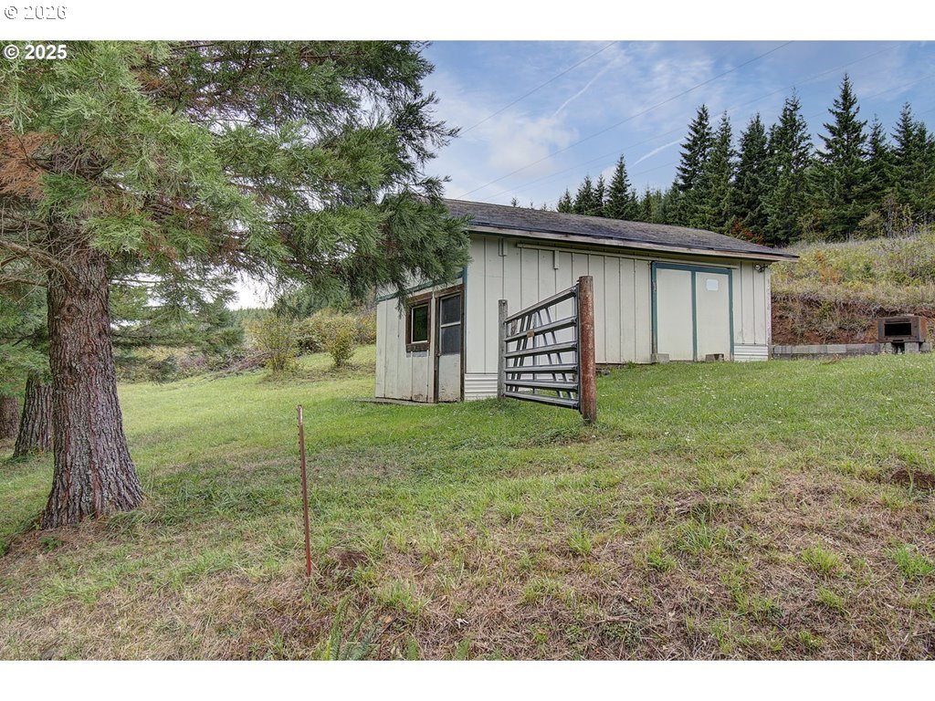 32320 Northeast Ammeter Road Washougal, WA 98671 - Photo 16 of 26
