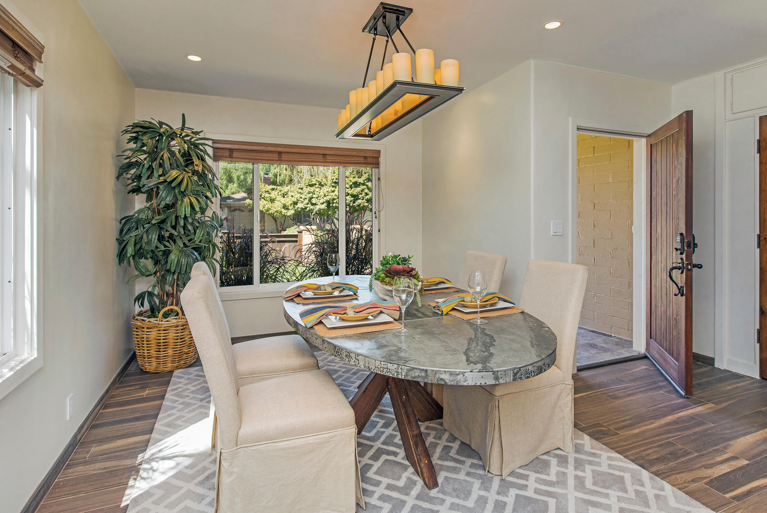700 Northview Road Santa Barbara, CA 93105 - Photo 3 of 21 Dining-700 Northview Rd
