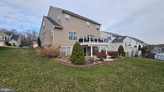 a house view with a outdoor space