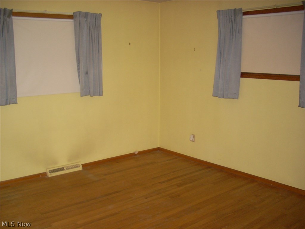 13728 Carpenter Road Garfield Heights, OH 44125 - Photo 7 of 22
