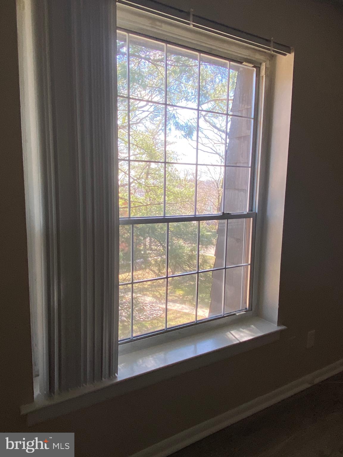 4000 Gypsy Lane, Unit 520 Philadelphia, PA 19129 - Photo 18 of 18 a view of a window in a room