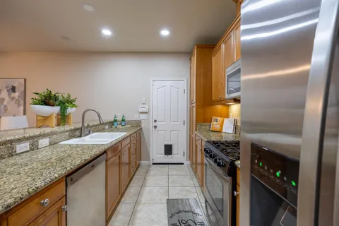 $699,900 | 171 West Santa Cruz Way, Mountain House, CA 95391