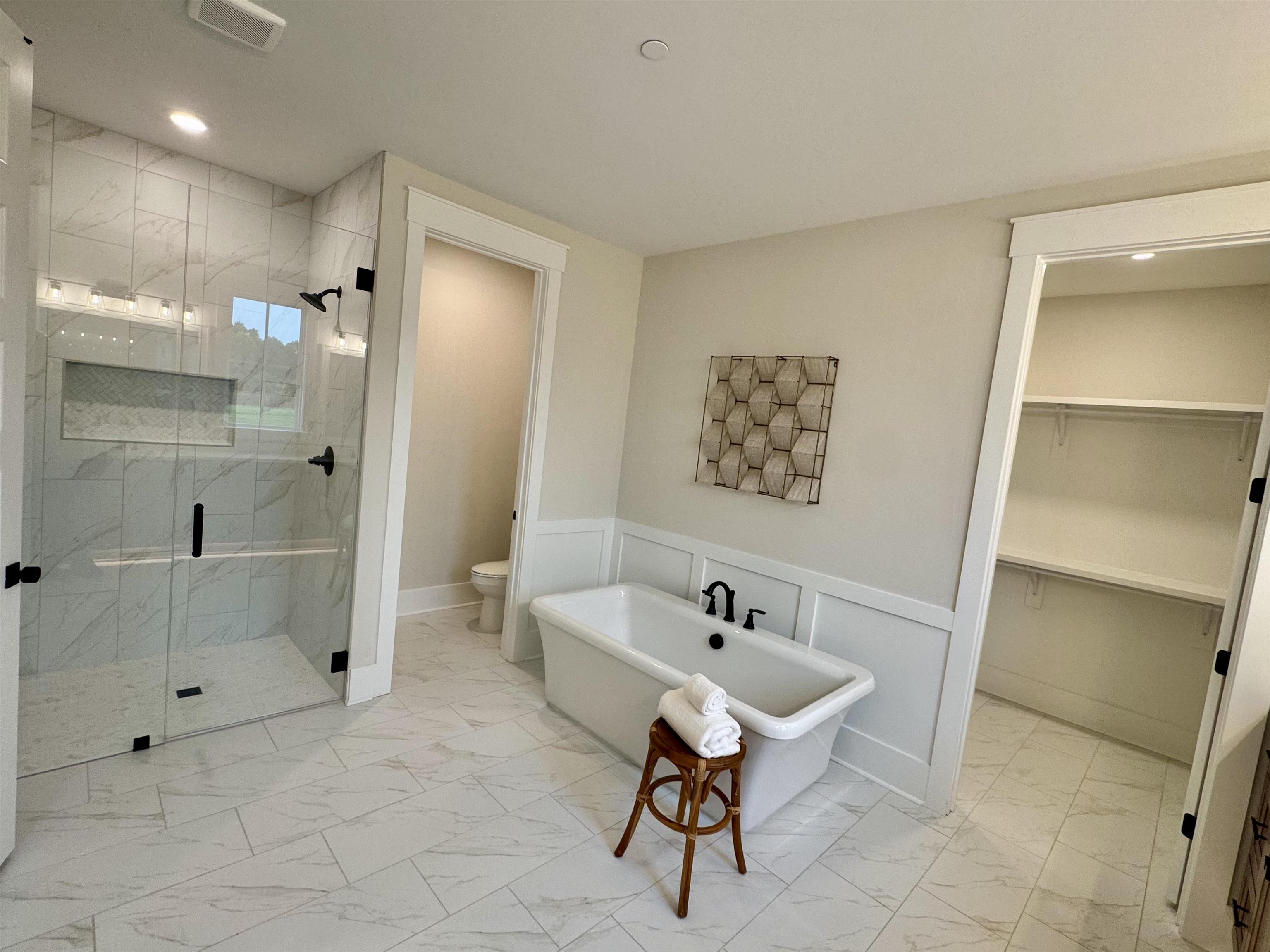 20 Rambling Rex Trail Piperton, TN 38017 - Photo 22 of 31 a bathroom with a sink and a mirror