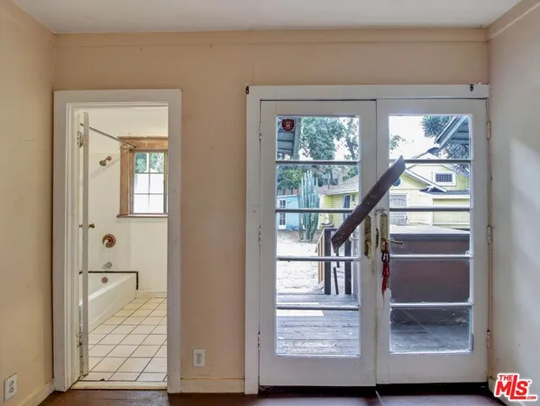 $1,375,000 | 1428 North McCadden Place, Los Angeles, CA 90028