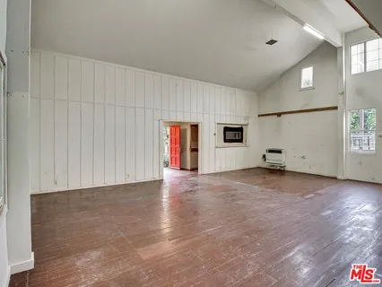 a view of an entryway